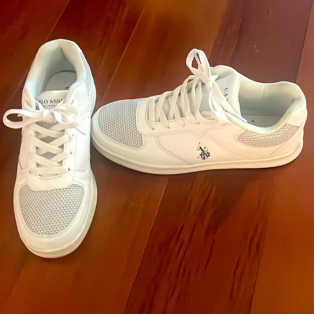 US Polo Assn size 6 1/2 white